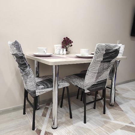 Ferienwohnung Уютная Квартира-Студия Жк Lotus Terrace Almaty Exterior foto