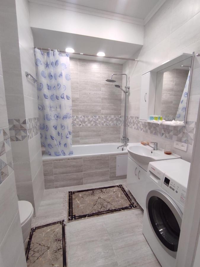 Ferienwohnung Уютная Квартира-Студия Жк Lotus Terrace Almaty Exterior foto